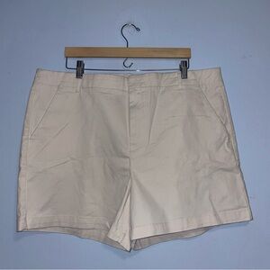 NWT Banana Republic Womens Authentic Chino Short NWT SZ 16 5” Inseam